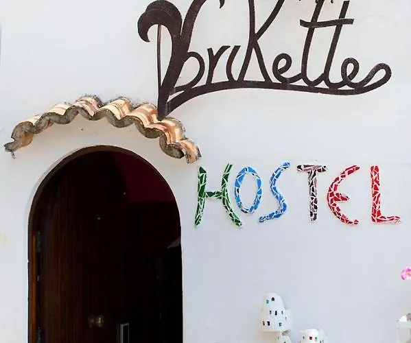 Brikette Хостел Позитано