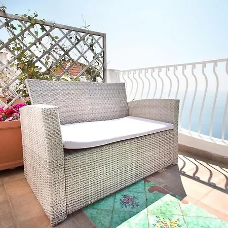 Brikette Positano